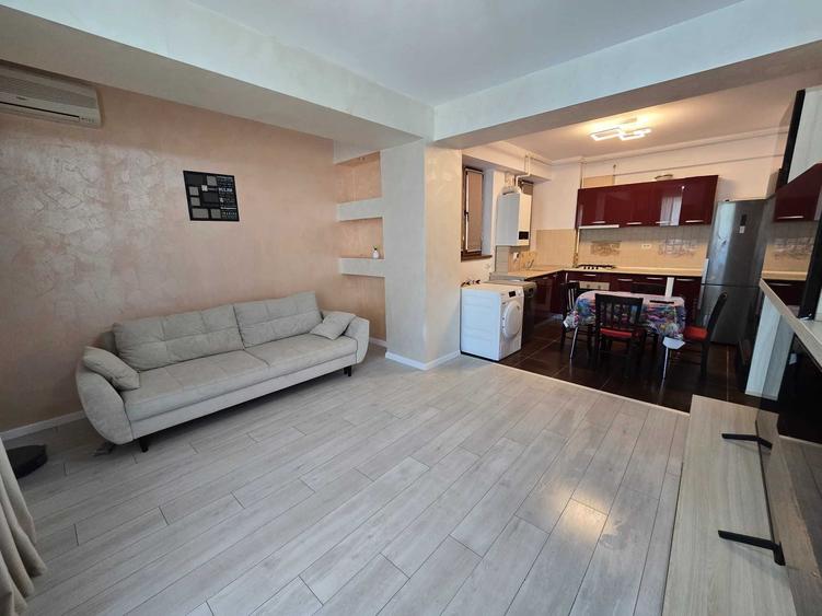 Apartament cu 2 camere decomandat în Faleza Nord