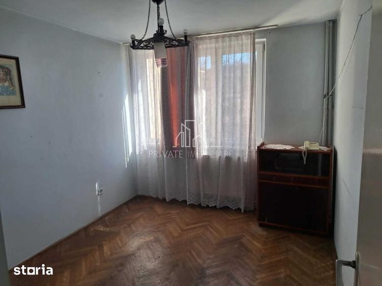 Apartament cu 3 camere decomandat în Dâmbu Pietros
