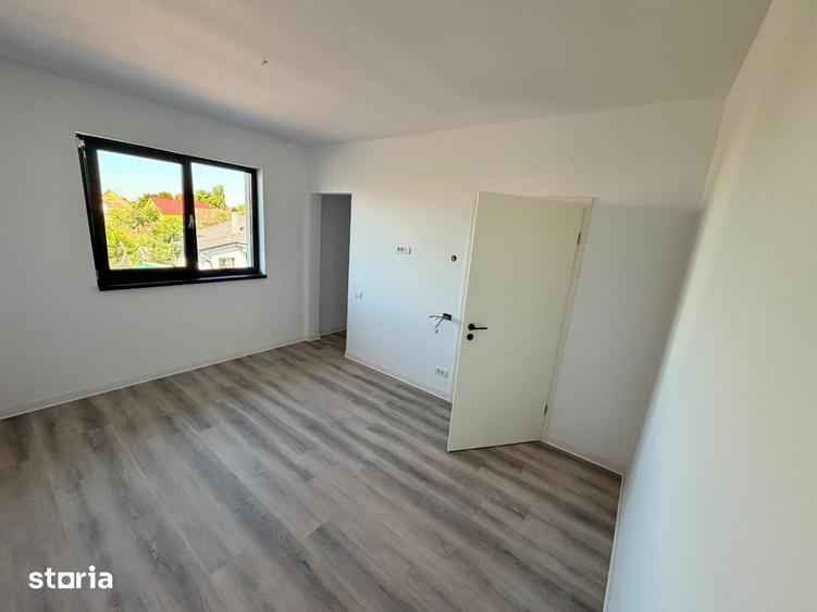 Casă cu 5 camere cu Teren 350 Mp în Becicherecu Mic