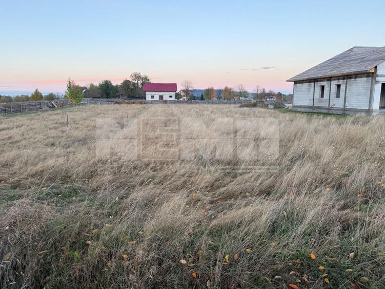 Teren Construcții intravilan de 1862 mp, în Horodnic de Sus