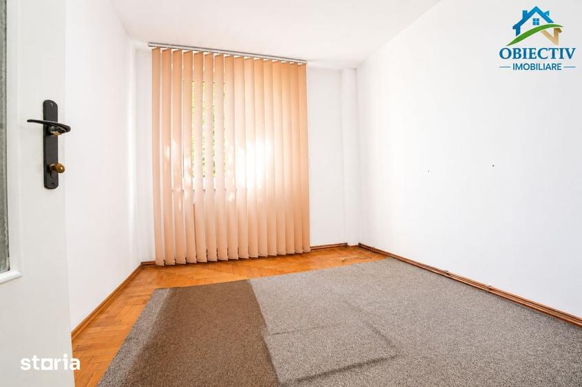 Apartament cu 4 camere în Central