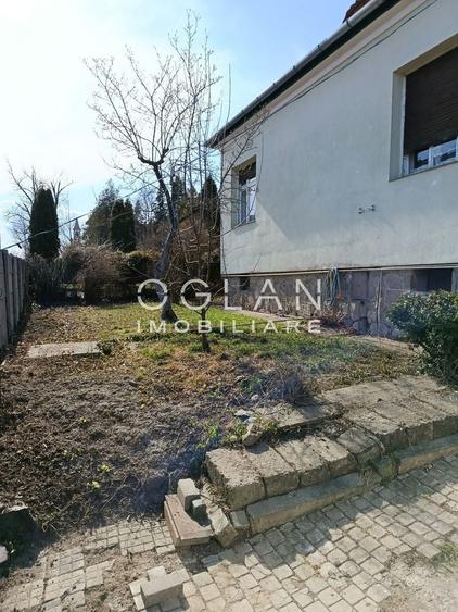 Casă individuală cu 4 camere cu Canalizare în Calea Poplăcii