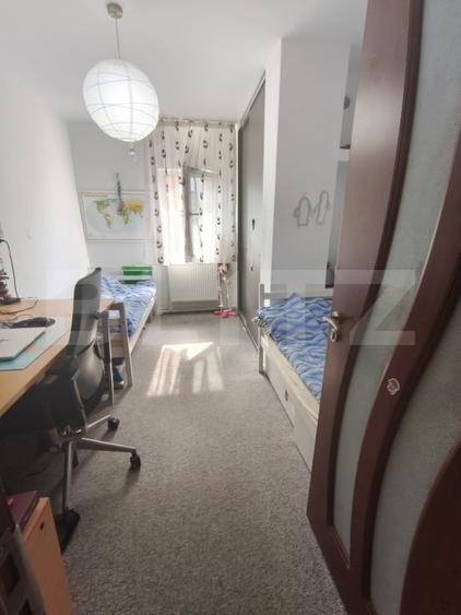 Apartament cu 3 camere semidecomandat, mobilat în Mărăști