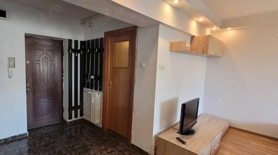 Garsoniera, 35 mp, semidecomandata, balcon, zona Piata Alba Iulia - 3