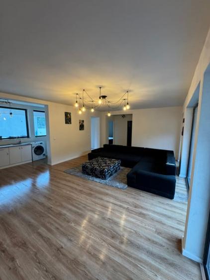 Casă cu 3 camere cu Teren 125 Mp în Central