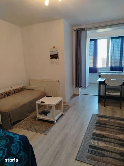 Apartament cu 3 camere în Traian