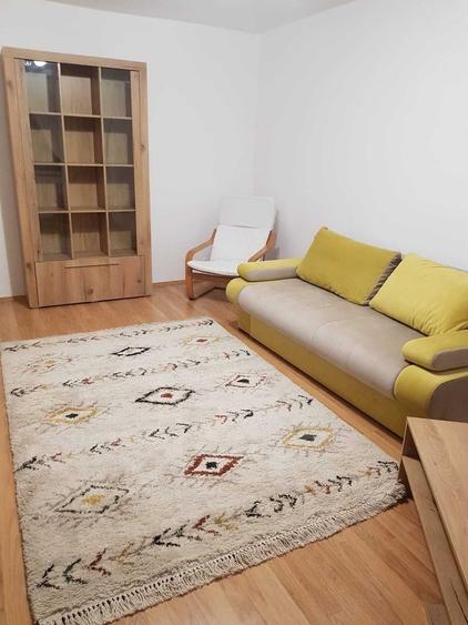 Apartament cu 2 camere decomandat în Zorilor