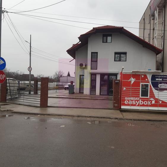 Casă cu 6 camere cu Teren 270 Mp în Cățelu