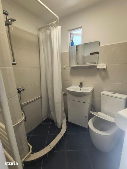 Casă cu 3 camere cu Teren 150 Mp în Central
