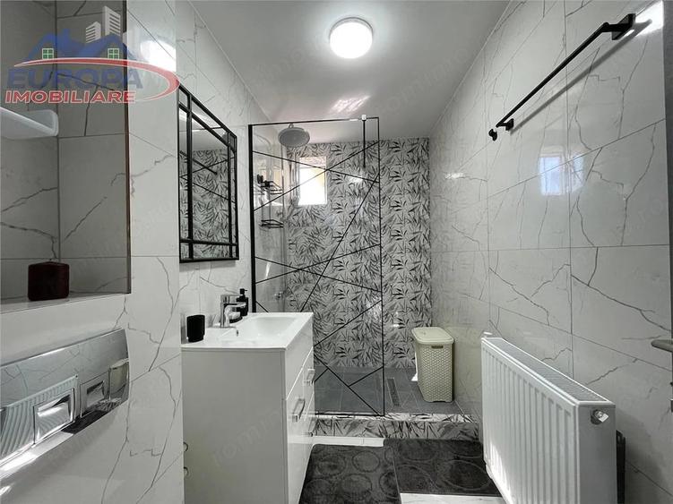Apartament cu 2 camere semidecomandat în Central