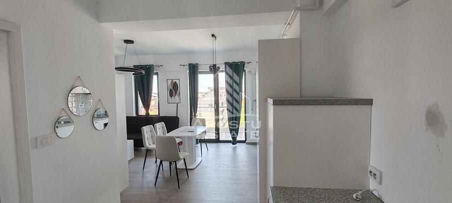 Apartament cu 2 camere semidecomandat, mobilat în Lipovei