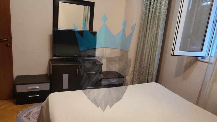 Apartament cu 2 camere decomandat, mobilat în Calea Călărașilor