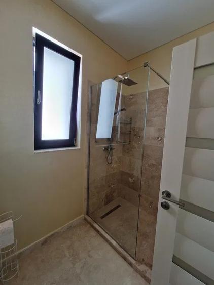 Apartament cu 2 camere decomandat, mobilat în Tomis Nord