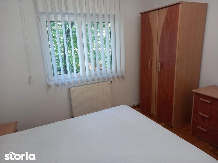 Apartament cu 3 camere în Vitan