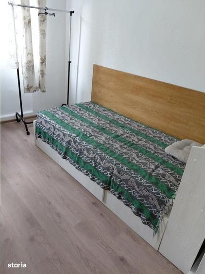 Garsonieră decomandată în Complex Studențesc