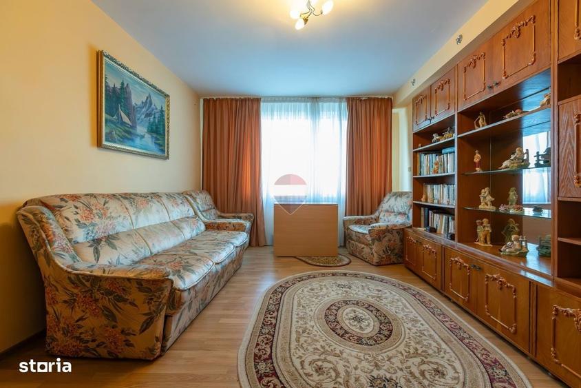 Apartament cu 2 camere decomandat în Cornișa