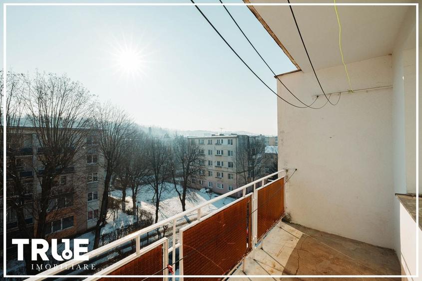 Apartament cu 2 camere decomandat în Mureșeni