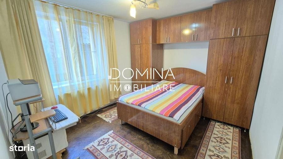 Apartament cu 3 camere semidecomandat în Central