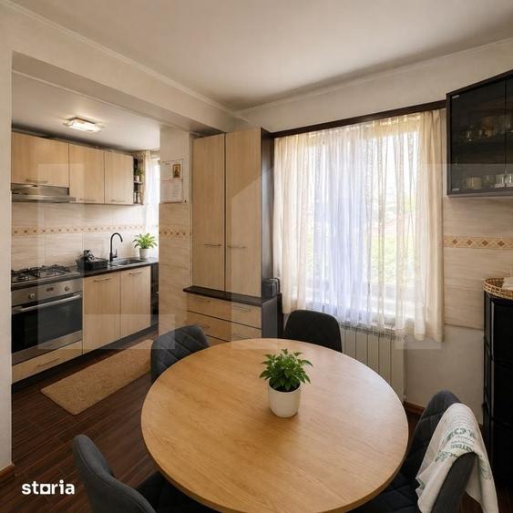 Apartament cu 3 camere decomandat în Central