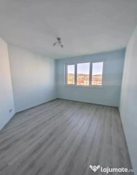 Apartament 3 camere zona, BMW Flore?ti - Floresti (Cluj) - 1