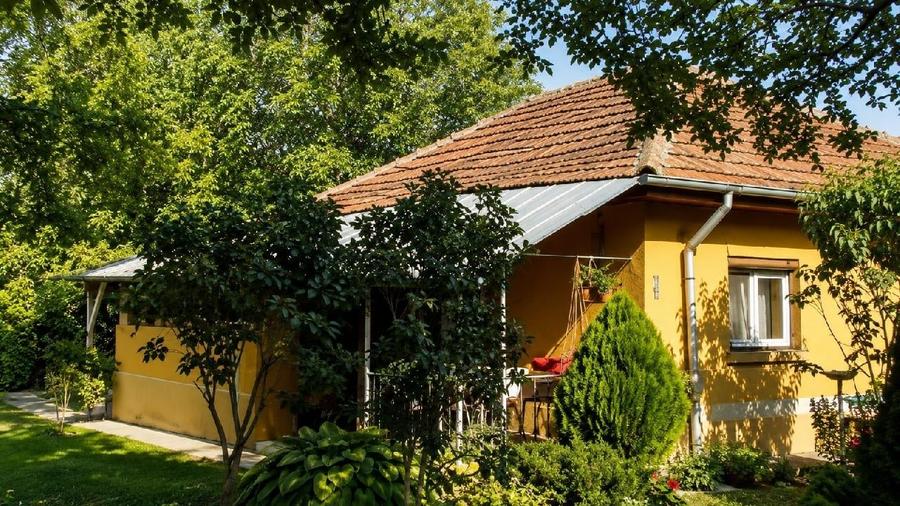 Casă individuală cu 2 camere cu Teren 3026 Mp în Movilița