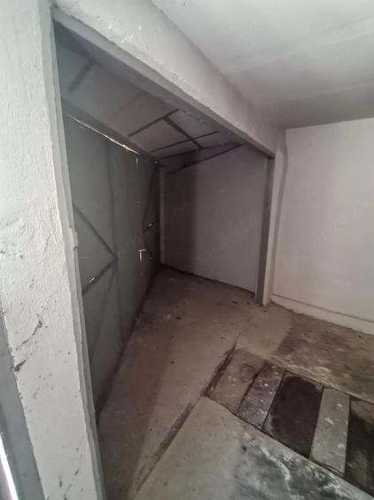 Casă cu Teren 35 Mp în Brătianu