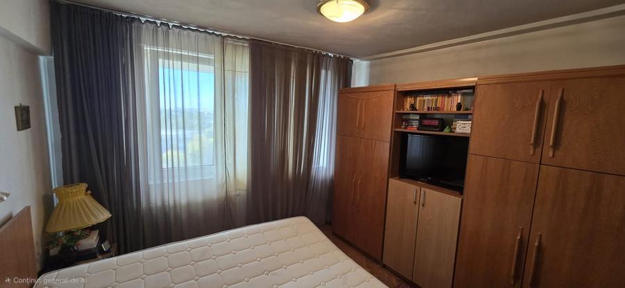 Apartament cu 2 camere semidecomandat în Giurgiului