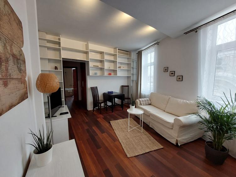 Apartament cu 2 camere semidecomandat în Cișmigiu