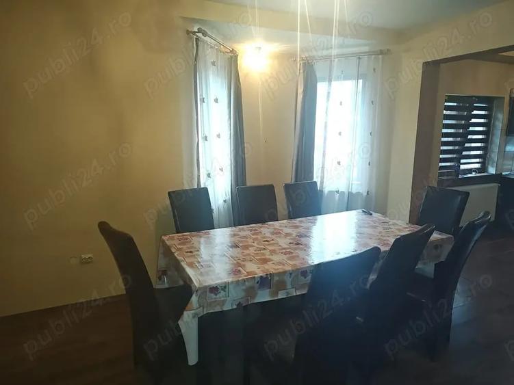 Casă cu 5 camere în Jiblea Veche