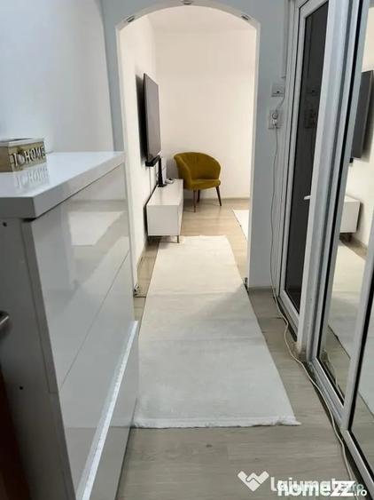 Apartament cu 2 camere semidecomandat în Km 4