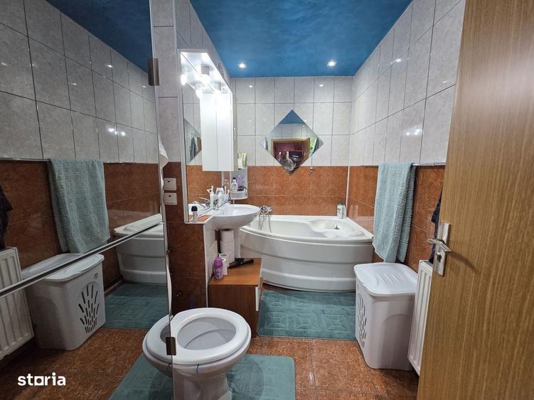 Apartament cu 2 camere decomandat în Ultracentral