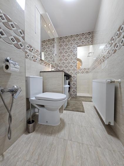 Apartament cu 2 camere decomandat în Tomis Mall