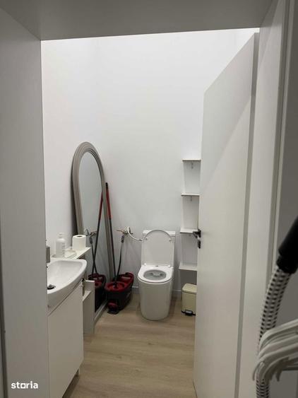 Spațiu comercial, de 75 mp, în Lazaret