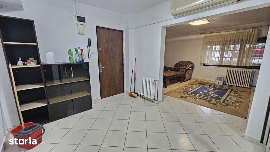 Apartament cu 4 camere decomandat în Tătărași