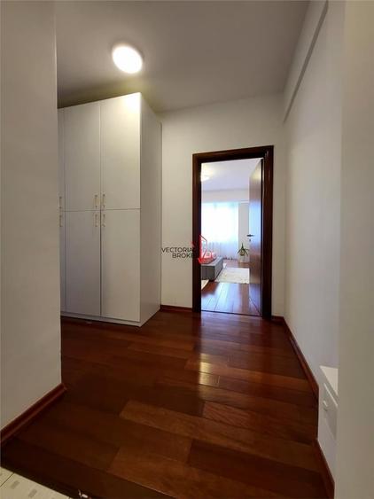 Apartament cu 2 camere decomandat în Basarabia