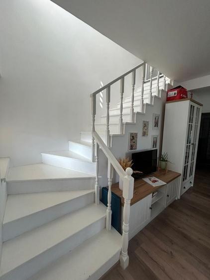 Casă cu 4 camere în Bazoș