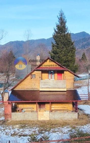 Casă cu 3 camere cu Teren 534 Mp în Tarcău