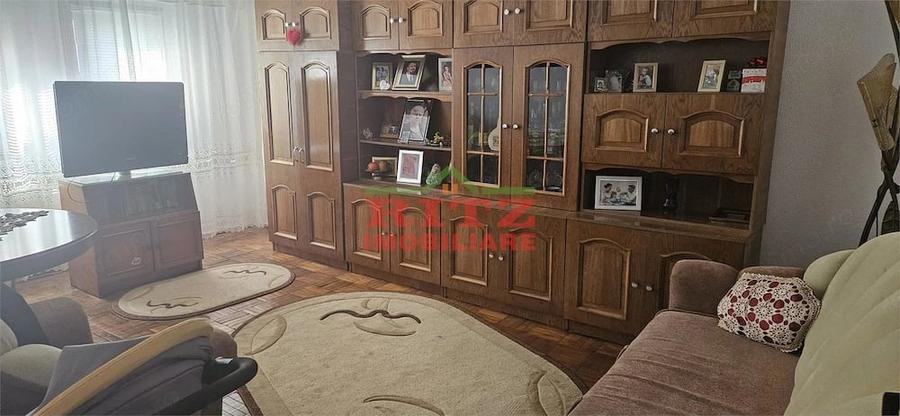 APARTAMENT 3 CAMERE , CENTRU,A. CARACALLA - 4