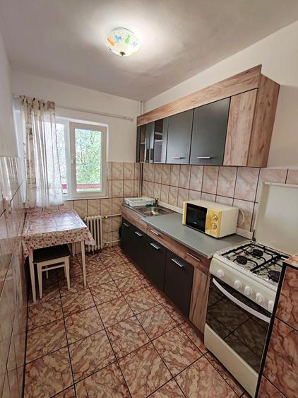 Proprietar Inchiriez apartament 1 camera (34 mp utili), Etaj 1, prima inchiriere! - 4