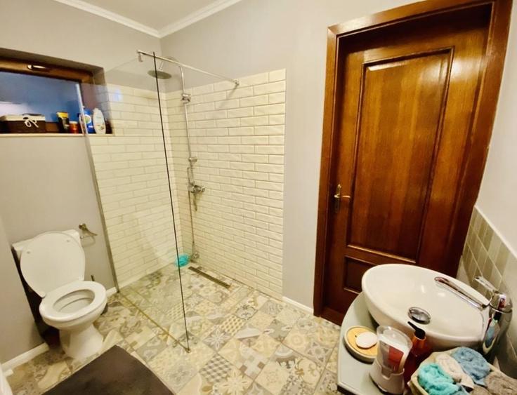 Casă individuală cu 4 camere cu Canalizare în Șelimbăr