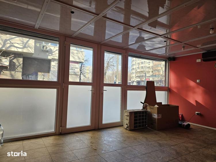Spațiu comercial, de 22 mp, în Mihai Bravu