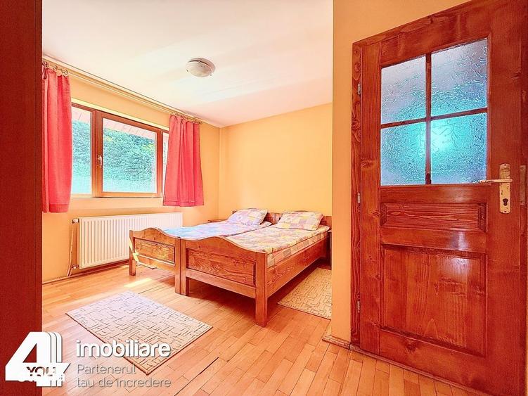 Casă cu 4 camere cu Teren 1180 Mp în Moneasa