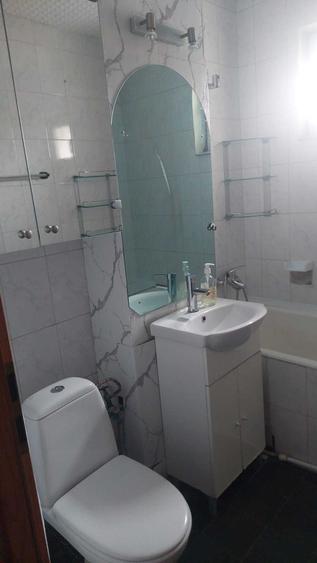 Apartament cu 3 camere decomandat în Mircea cel Bătrân
