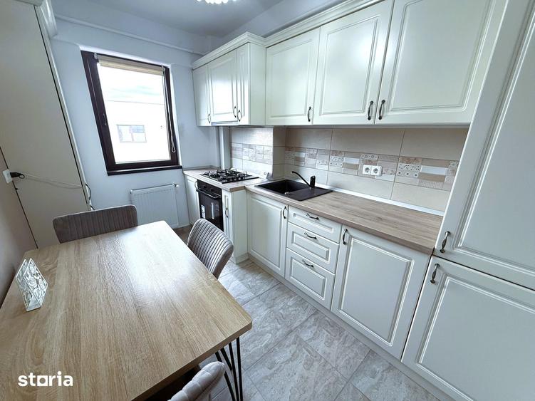 Apartament cu 3 camere decomandat în Bucium
