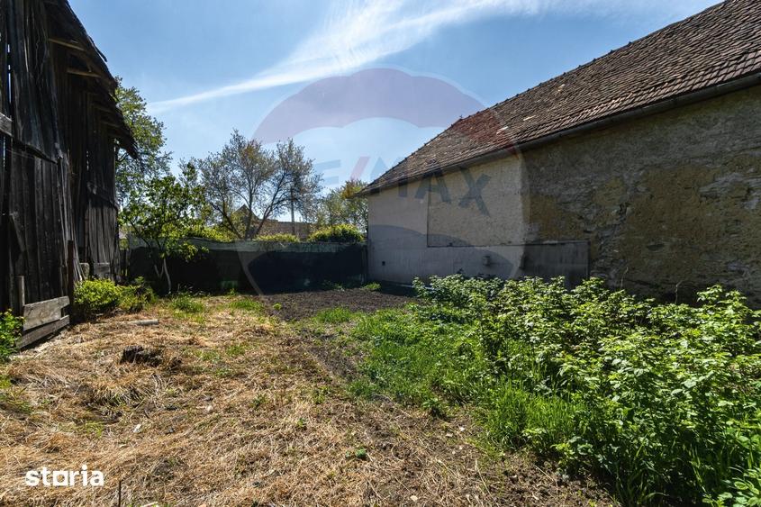 Casă cu 3 camere cu Teren 609 Mp în Părău
