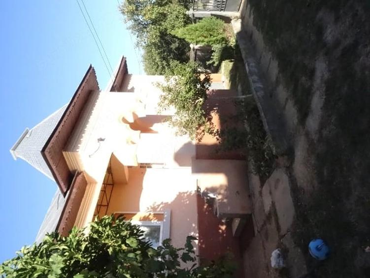 Casa solida, complet renovata, in Brade?ti (Dolj), la 20 km de Craiova -ideala pentru locuit afacere - 1