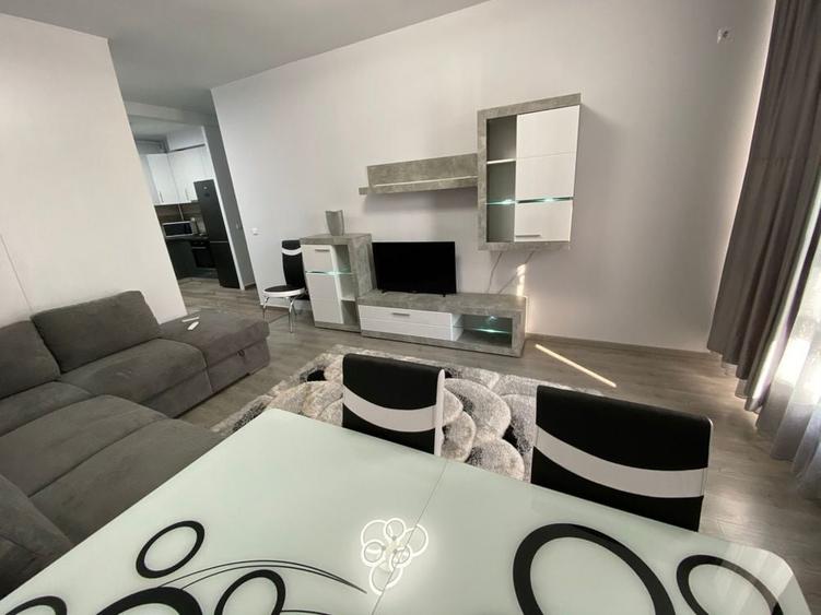 Apartament cu 2 camere decomandat în Exterior Vest