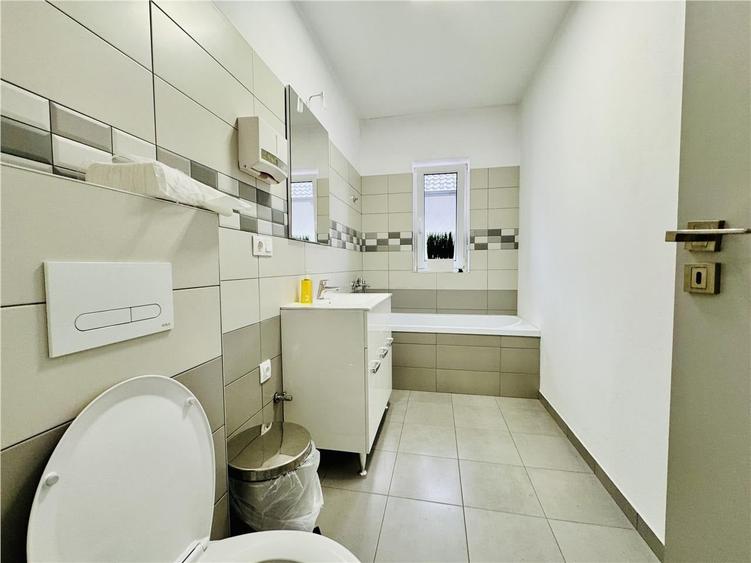 Duplex cu 4 camere cu Canalizare în Arhitecților - Calea Cisnădiei