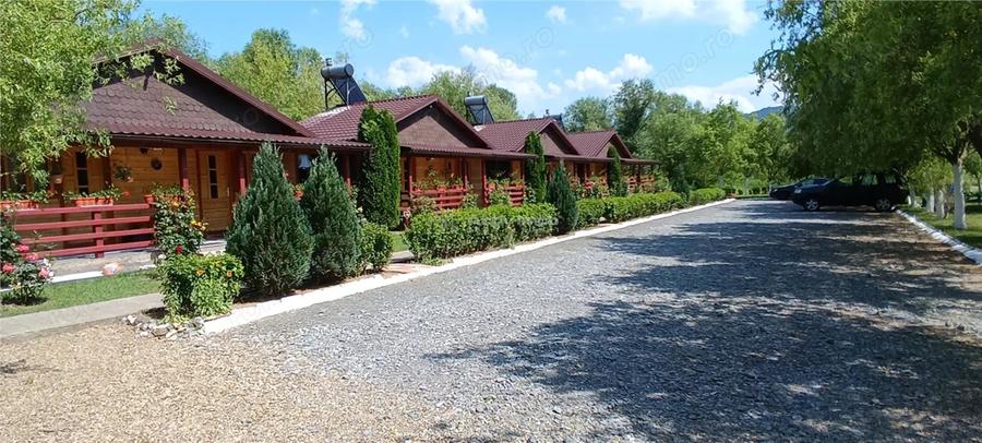 Casă cu Teren 2693 Mp în Gornea