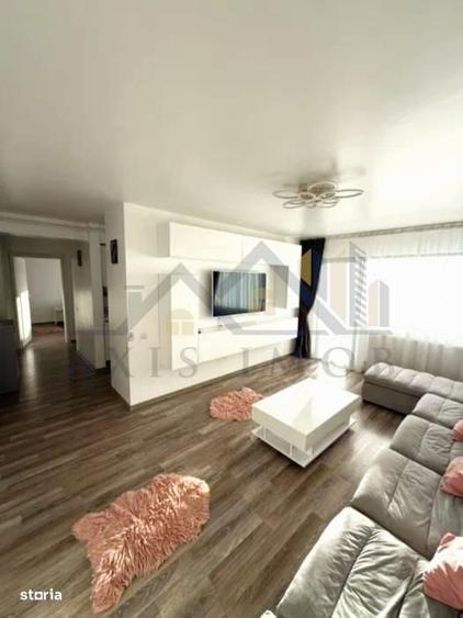 Apartament cu 2 camere decomandat în Lacu